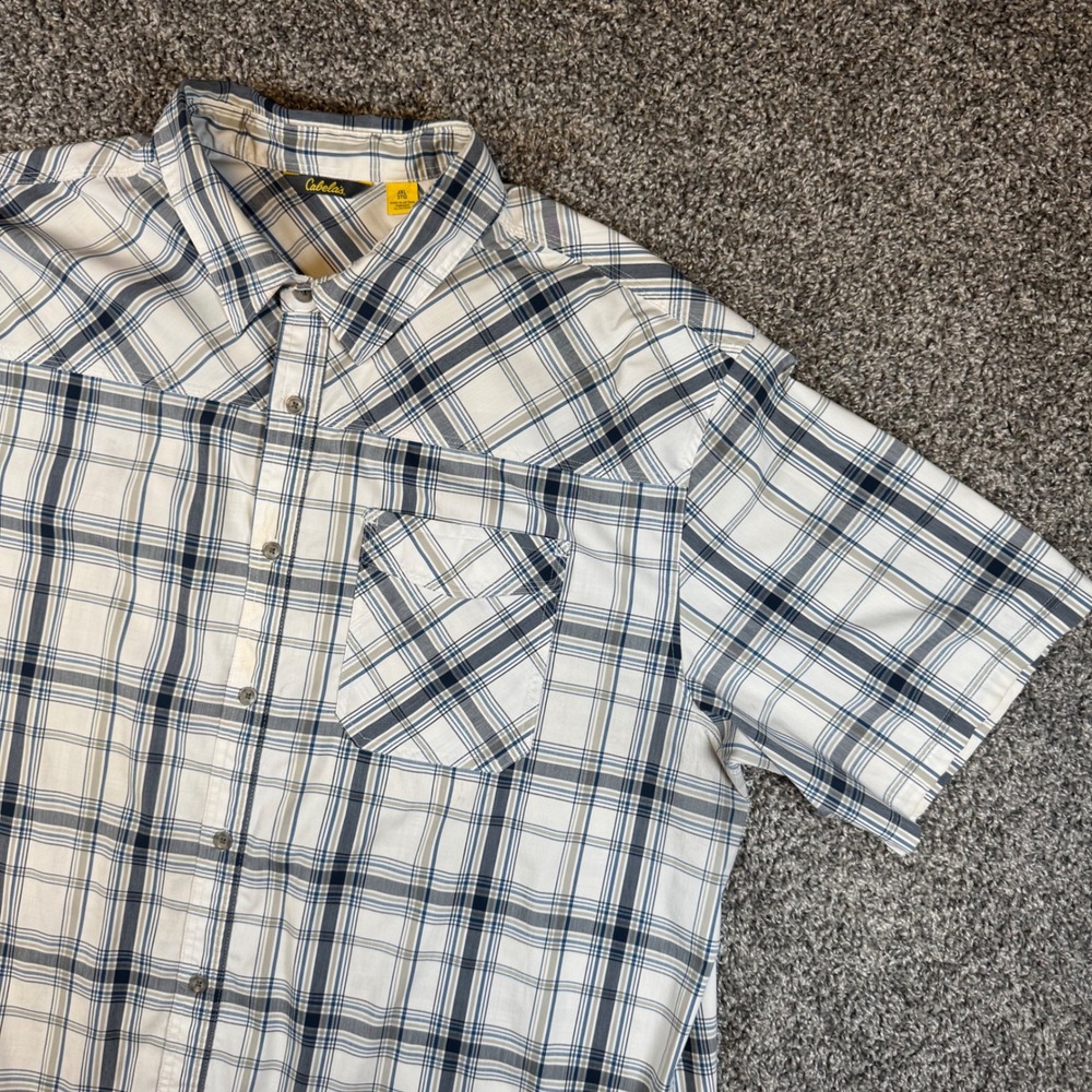 Cabelas Mens 3XL Blue White Plaid Short Sleeve Performance Fishing Shirt Stretch